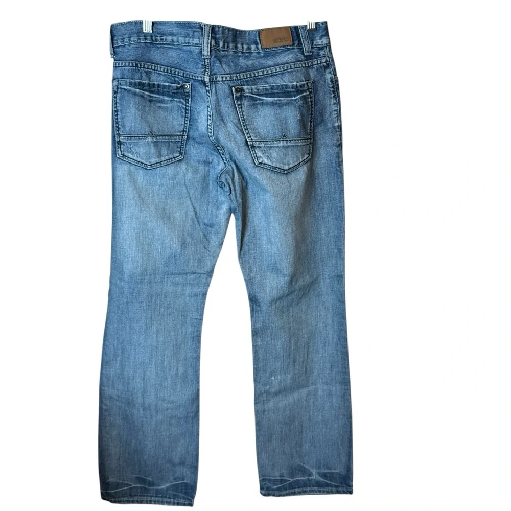 Urban Pipeline Slim Straight Mens Jeans 34x32 Distressed Y2K Style Vintage Denim